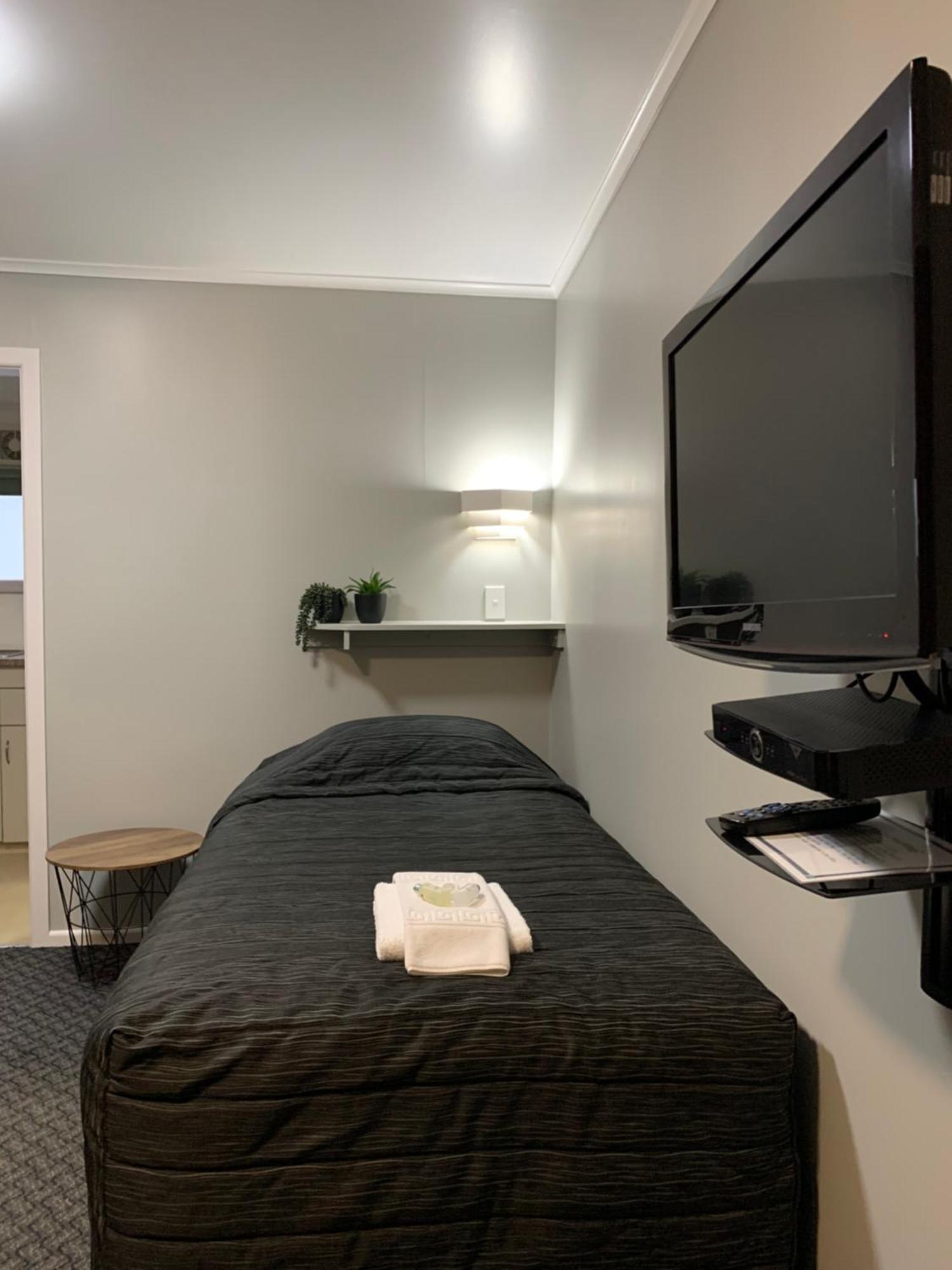 Travellers Inn Motel Gisborne Buitenkant foto